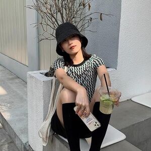 PACKABLE STRAW BUCKET HAT BLACK